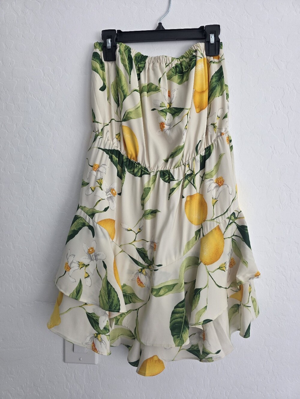 Express Cream Lemon Print Romper